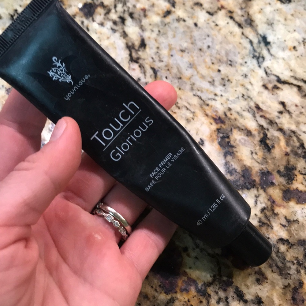 Glorious Younique Primer
